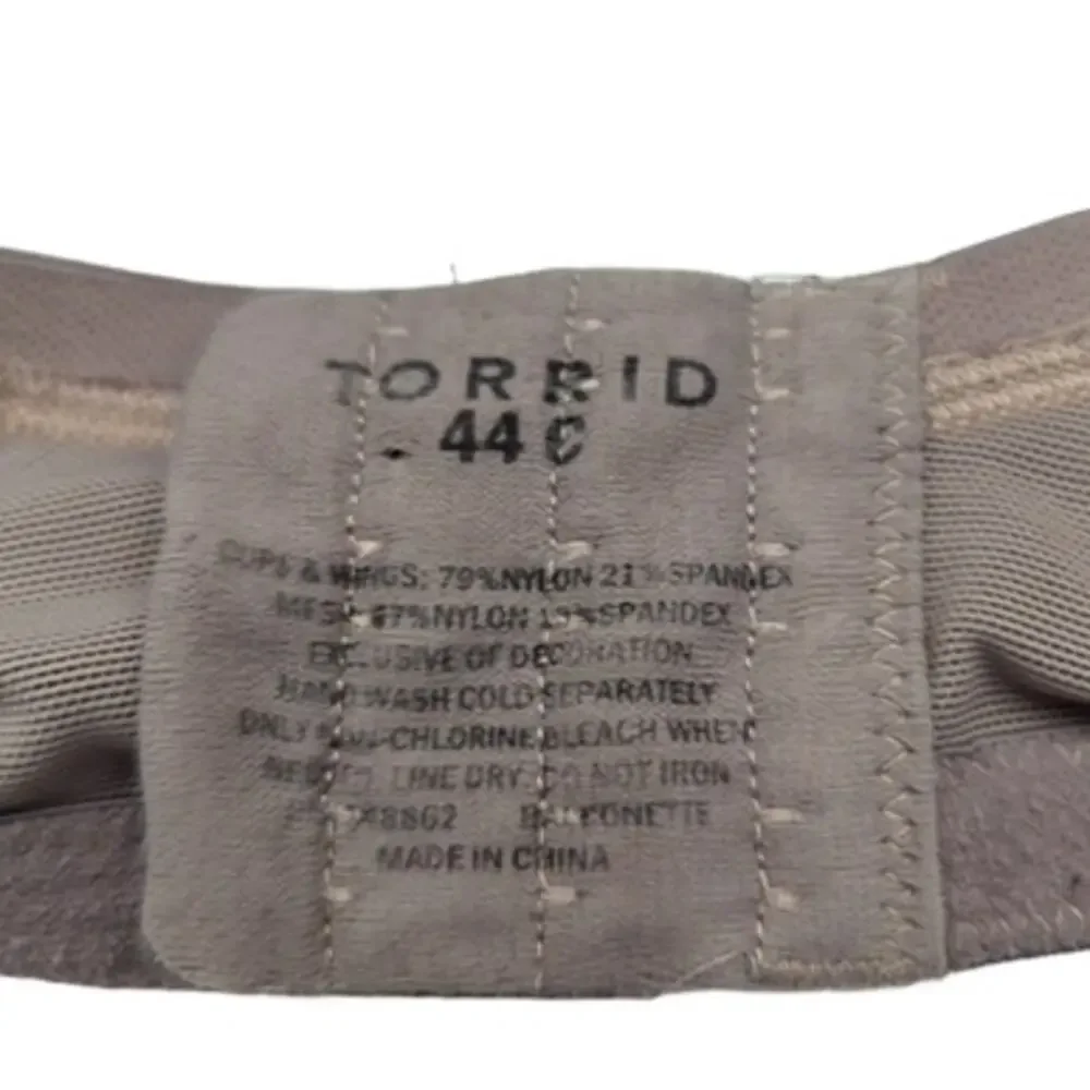Everyday Full-Coverage Molded T-Shirt Bra in Taupe